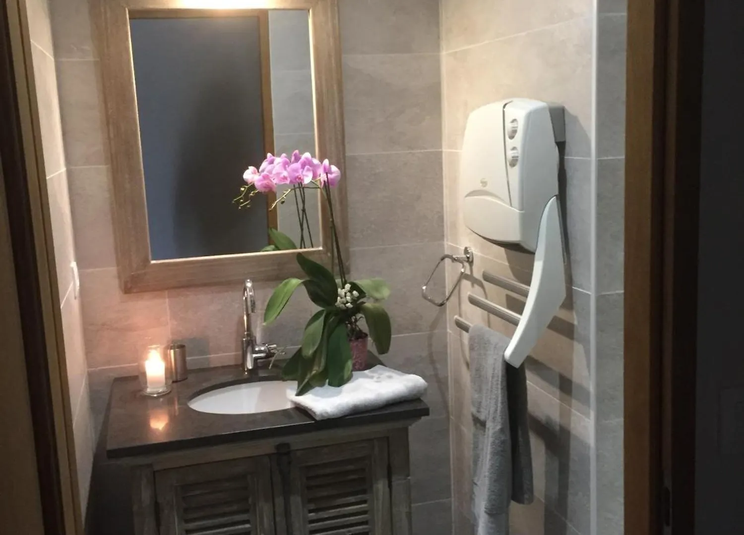 Bed and Breakfast La Peireta-Authentique Saint Alban Auriolles